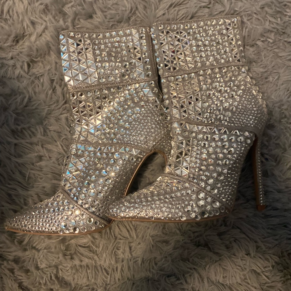 Steve Madden silver mirror bling booties size 6